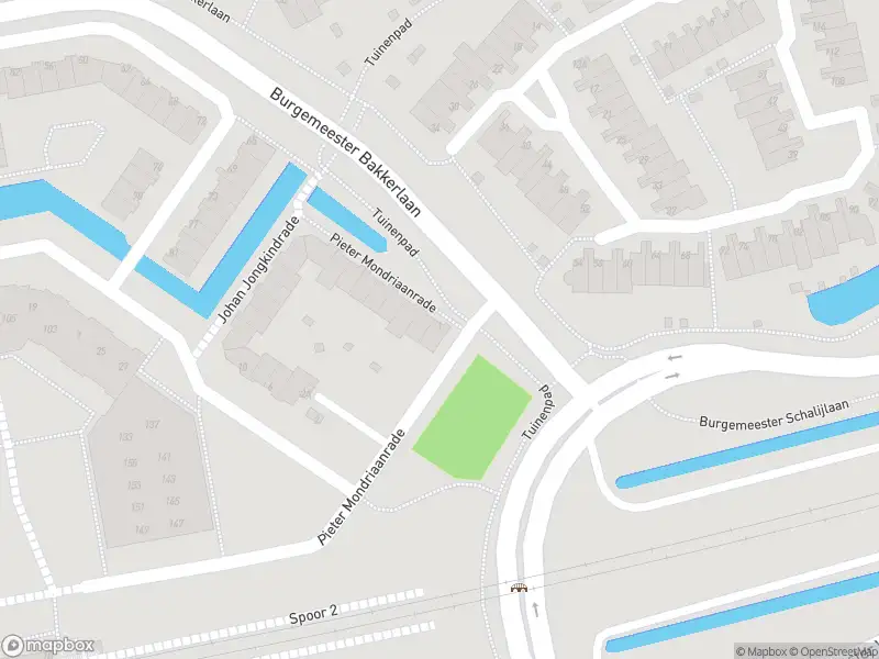 Ambulance met grote spoed naar de Pieter Mondriaanrade in Capelle aan den IJssel