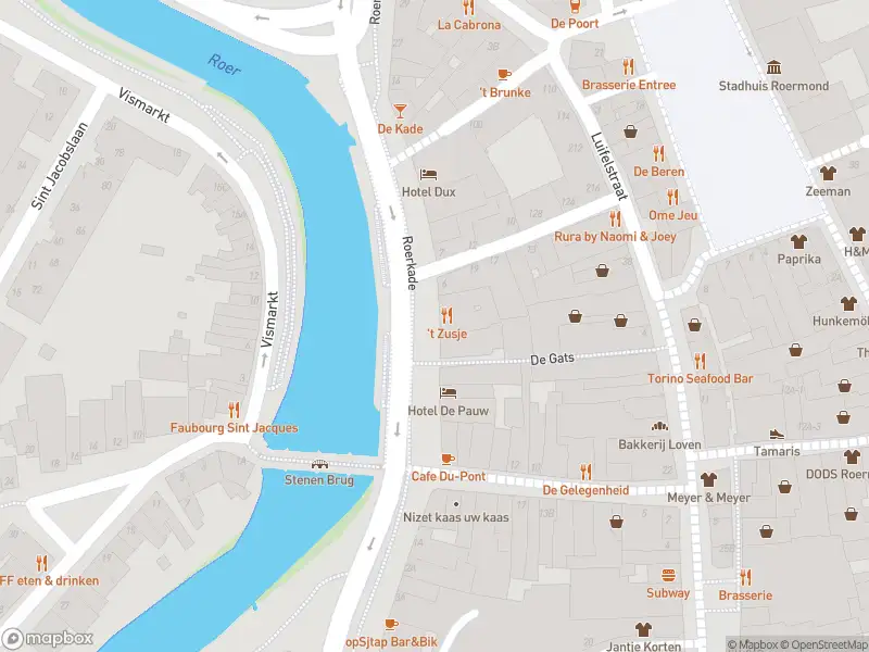 Ambulance met grote spoed naar de Roerkade in Roermond