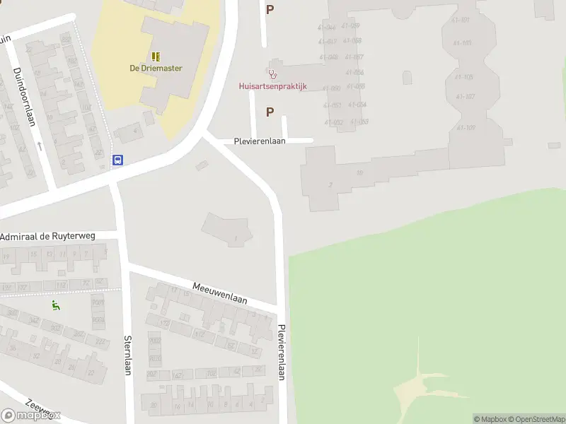 Ambulance met grote spoed naar de Plevierenlaan in Egmond aan Zee