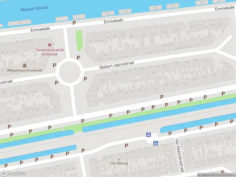 Brandweer met gepaste spoed naar de Zuidvliet in Leeuwarden vanwege wateroverlast