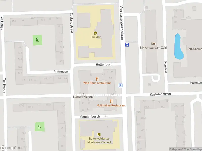 Brandweer met grote spoed naar de Hellenburg in Amsterdam