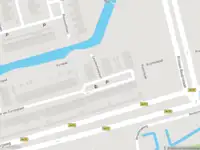 Ambulance met gepaste spoed naar de Coudenhovelaan in Delft