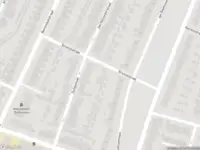 Brandweer met grote spoed naar de Benoitstraat in Eindhoven vanwege voertuigbrand