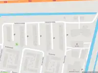 Ambulance met grote spoed naar de Valkeniersweg in Gorinchem