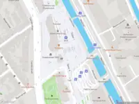 Brandweer met gepaste spoed naar de Houttuinen in Delft vanwege een liftopsluiting