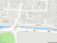 Brandweer met gepaste spoed naar de Grachtstraat in Wamel vanwege waarnemen gaslucht