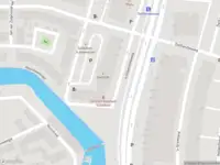 Ambulance met gepaste spoed naar de 's-Gravelandseweg in Schiedam