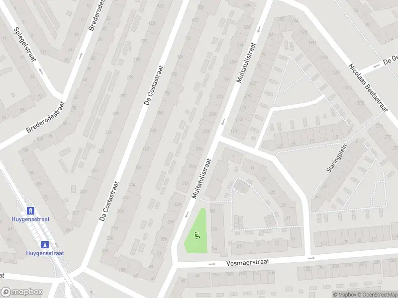 Ambulance met gepaste spoed naar de Multatulistraat in Rotterdam