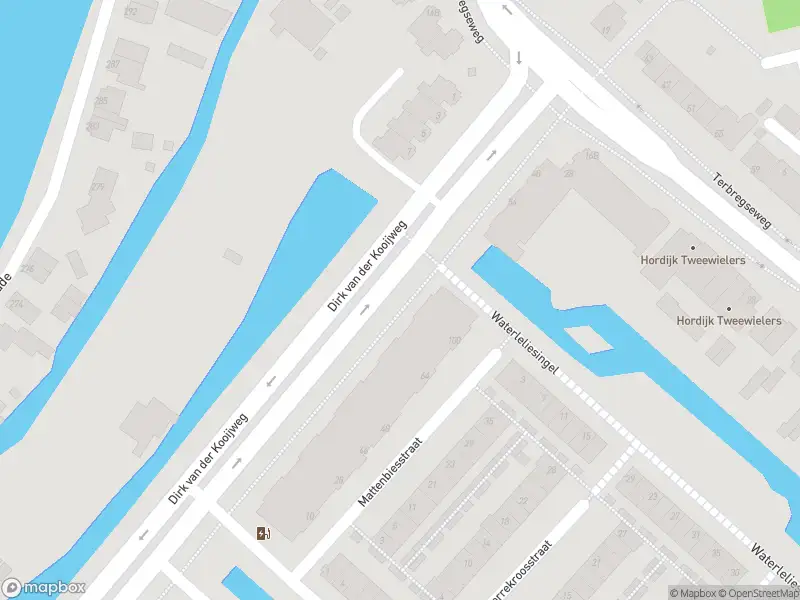 Ambulance met grote spoed naar de Dirk van der Kooijweg in Rotterdam