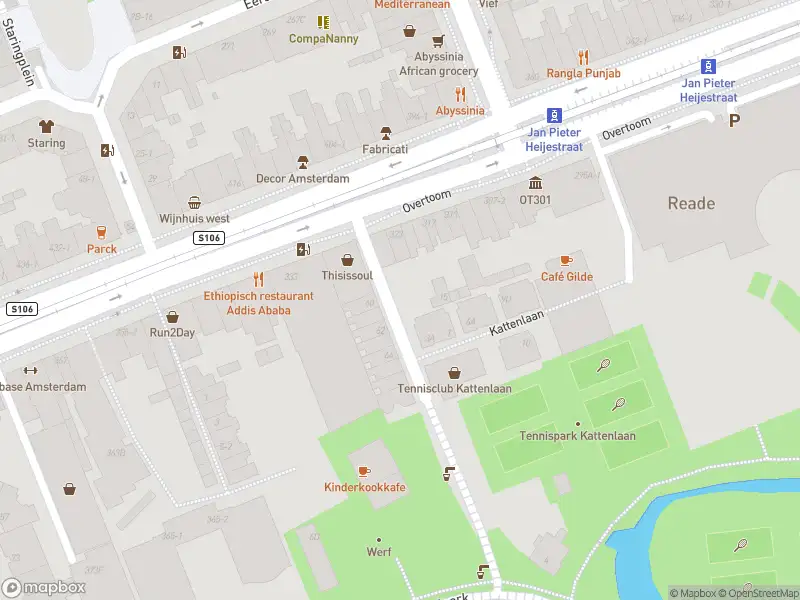 Ambulance met gepaste spoed naar de Kattenlaan in Amsterdam