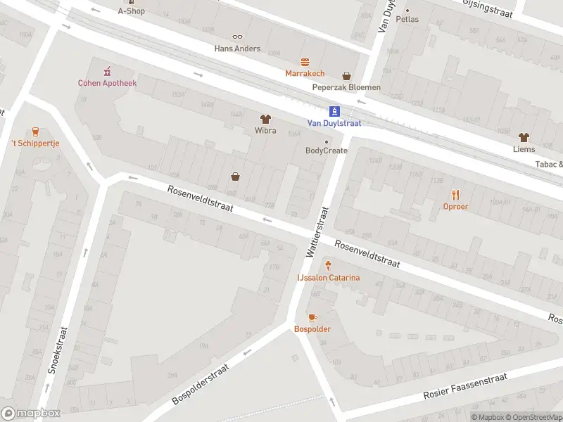 Ambulance met grote spoed naar de Rosenveldtstraat in Rotterdam