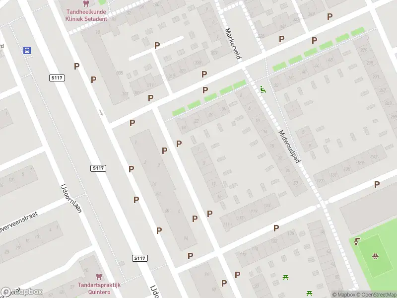 Ambulance met grote spoed naar de Krabbendamstraat in Amsterdam