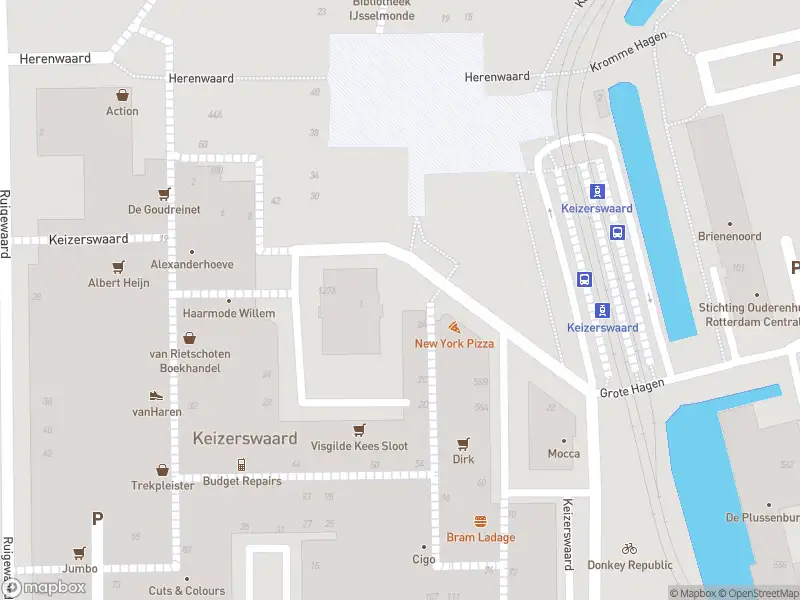 Ambulance met gepaste spoed naar de Herenwaard in Rotterdam