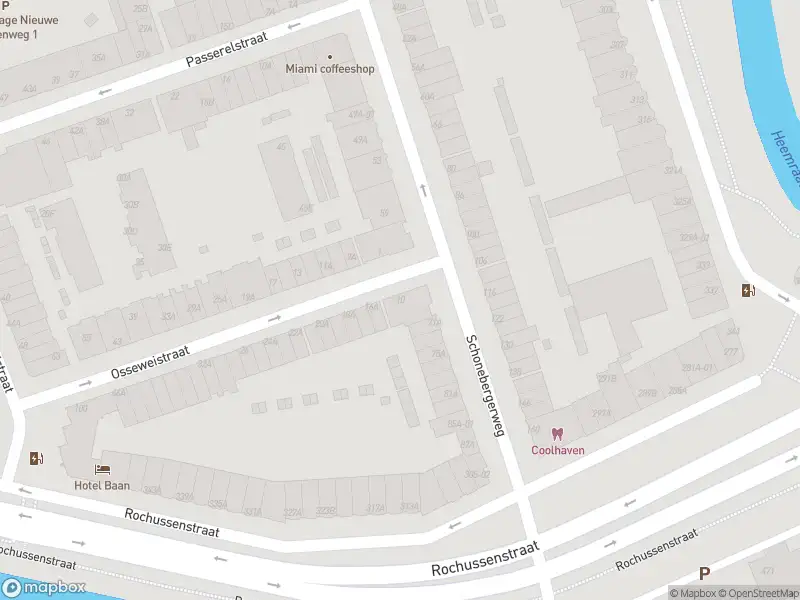 Ambulance met grote spoed naar de Osseweistraat in Rotterdam