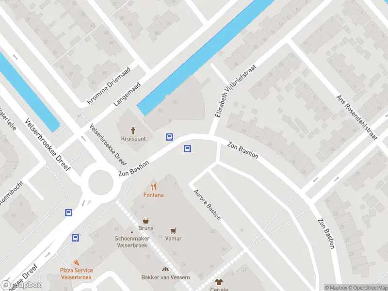 Ambulance met grote spoed naar de Zon Bastion in Velserbroek