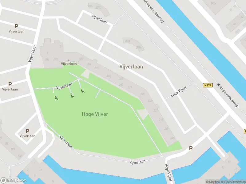 Ambulance met grote spoed naar de Vijverlaan in Krimpen aan den IJssel