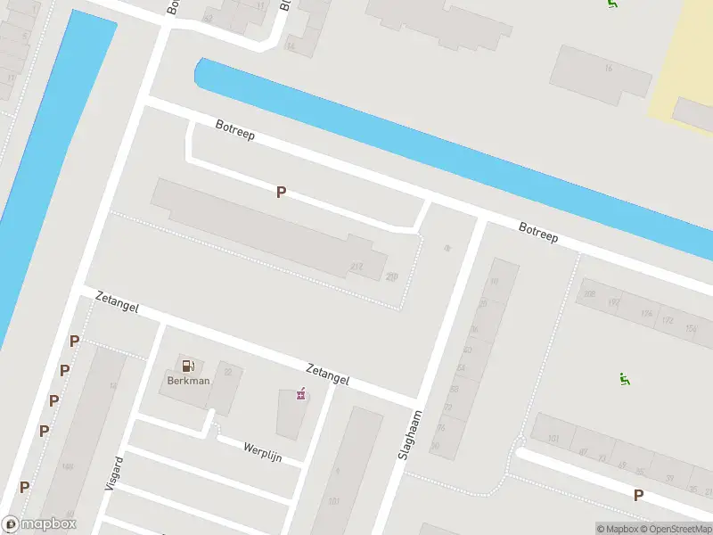 Ambulance met grote spoed naar de Botreep in Hoogvliet Rotterdam