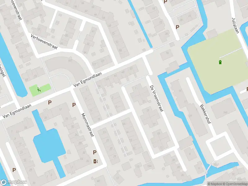 Ambulance met gepaste spoed naar de De Vroomstraat in Wateringen