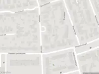 Brandweer met grote spoed naar de Schoolstraat in Berghem vanwege voertuigbrand