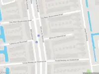 Ambulance met gepaste spoed naar de Annie van Hattemstraat in Spijkenisse