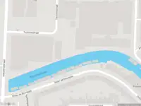 Ambulance met gepaste spoed naar de Nijverheidsstraat in Gouda