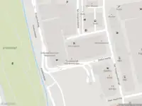 Ambulance met grote spoed naar de Van Slingelandtstraat in Amsterdam