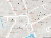 Ambulance met grote spoed naar de Markt in Schagen