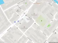 Ambulance met grote spoed naar de Kwintrum in Kwintsheul