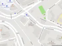 Ambulance met grote spoed naar de Schiedamseweg in Rotterdam