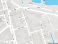 Ambulance met grote spoed naar de Doelakkerweg in Ameide