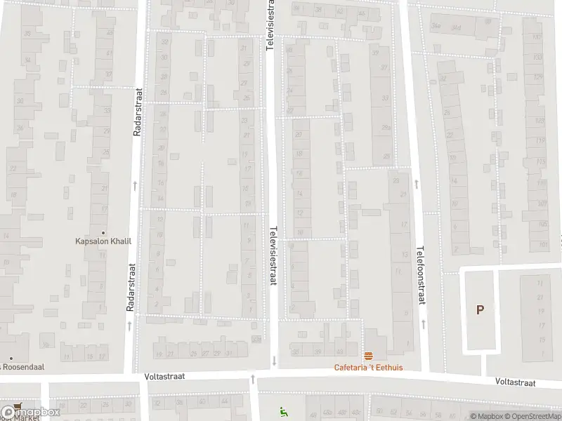 Brandweer met gepaste spoed naar de Christiaan Huijgensstraat in Roosendaal vanwege stormschade