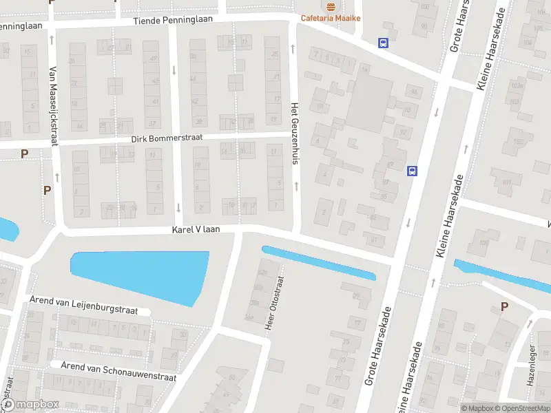 Ambulance met grote spoed naar de Het Geuzenhuis in Gorinchem