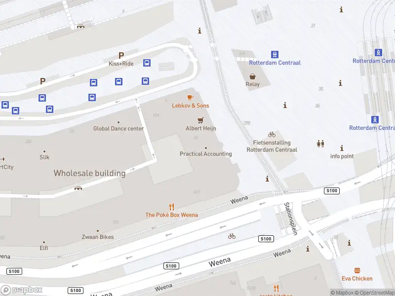 Ambulance met gepaste spoed naar de Conradstraat in Rotterdam