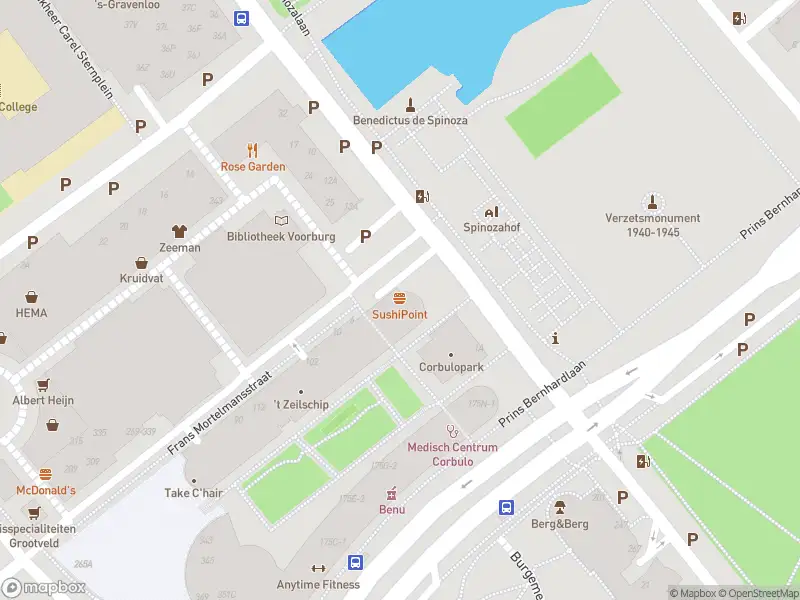 Ambulance met grote spoed naar de Frans Mortelmansstraat in Voorburg