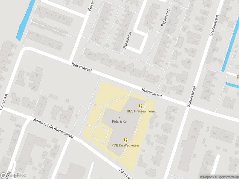 Ambulance met gepaste spoed naar de Klaverstraat in Krimpen aan de Lek