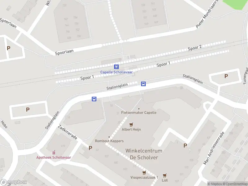 Ambulance met gepaste spoed naar de Stationsplein in Capelle aan den IJssel