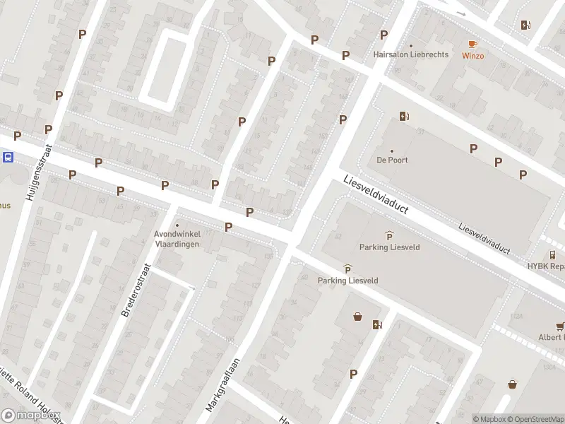 Ambulance met gepaste spoed naar de Vondelstraat in Vlaardingen