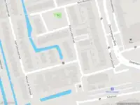 Ambulance met grote spoed naar de Franz Leharstraat in Rotterdam