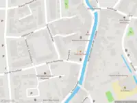 Ambulance met gepaste spoed naar de Pynasplein in Maasland