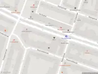 Ambulance met gepaste spoed naar de Schiedamseweg in Rotterdam