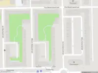 Ambulance met gepaste spoed naar de Derkinderenstraat in Amsterdam