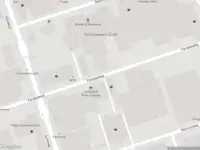 Ambulance met grote spoed naar de Voltaweg in Delft