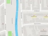 Ambulance met gepaste spoed naar de Heemraadssingel in Rotterdam