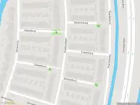 Ambulance met grote spoed naar de Frettenburg in Barendrecht