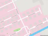 Ambulance met grote spoed naar de Ad van Emmenesstraat in 's-Gravenhage