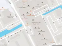 Ambulance met gepaste spoed naar de Rivierweg in Capelle aan den IJssel