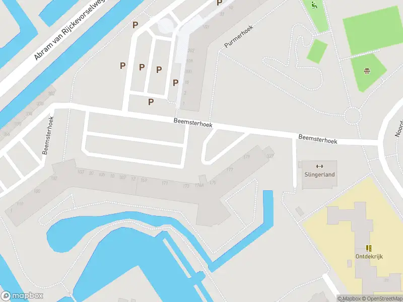 Ambulance met gepaste spoed naar de Purmerhoek in Capelle aan den IJssel