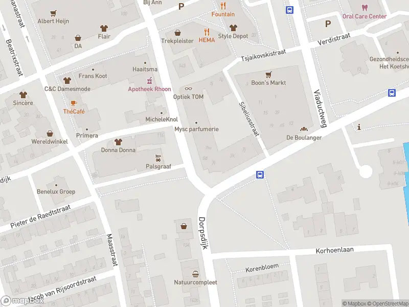 Ambulance met gepaste spoed naar de Dorpsdijk in Rhoon