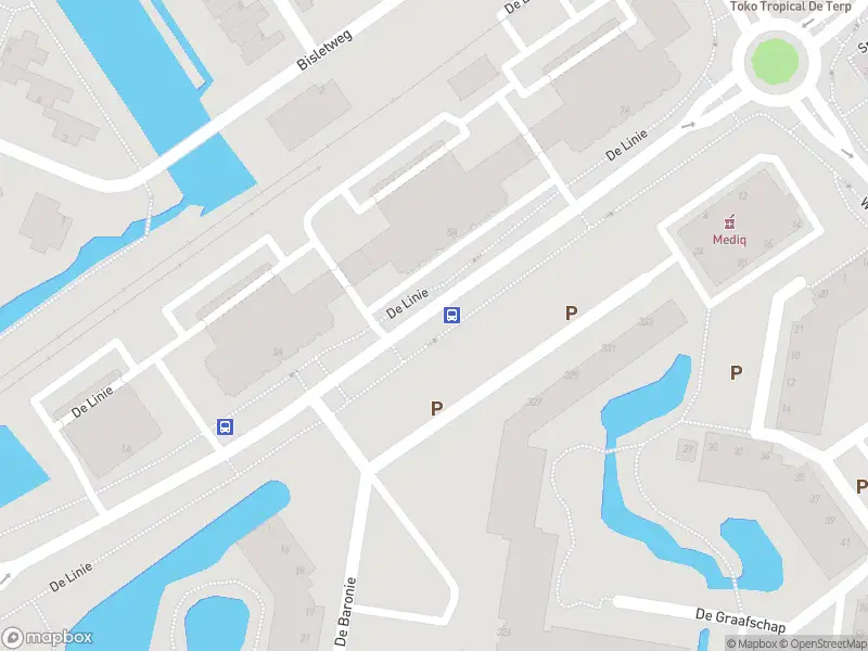 Ambulance met grote spoed naar de De Linie in Capelle aan den IJssel