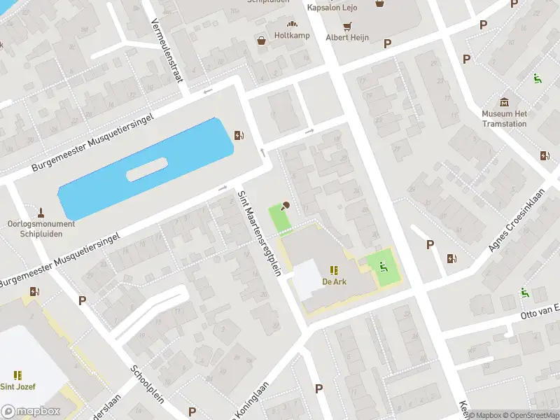 Ambulance met grote spoed naar de Sint Maartensregtplein in Schipluiden